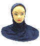 Hijab une piece bleu nuit orne de perles